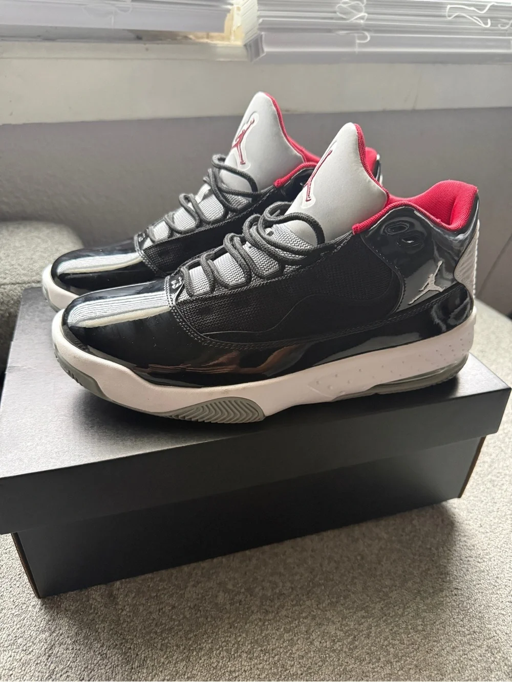 Jordan max aura 2